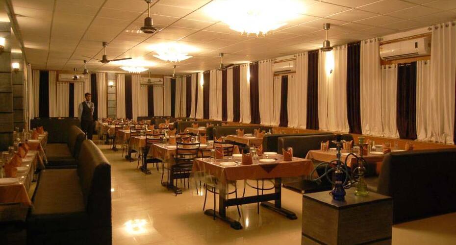 Hotel Celebrity, Bilaspur 2
